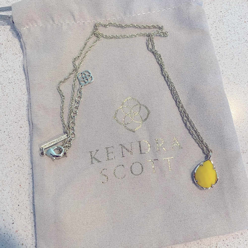 Kendra Scott Necklace